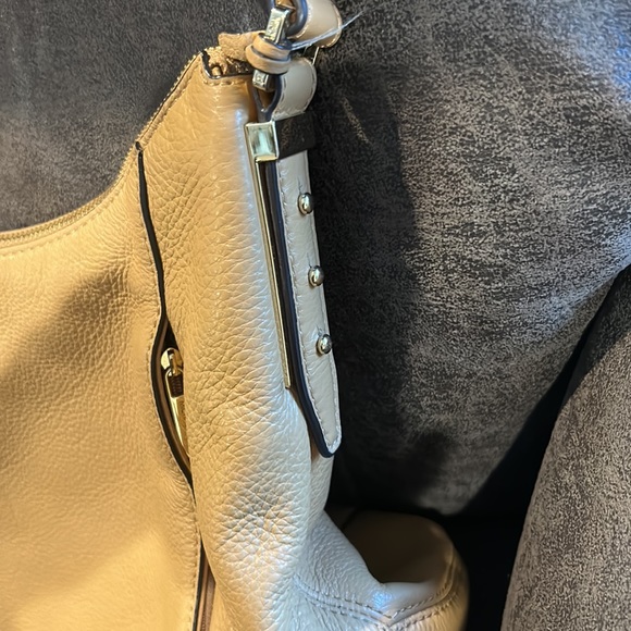 Michael Kors camel, beautiful, leather two zipper compartments with zipper close - Picture 4 of 10